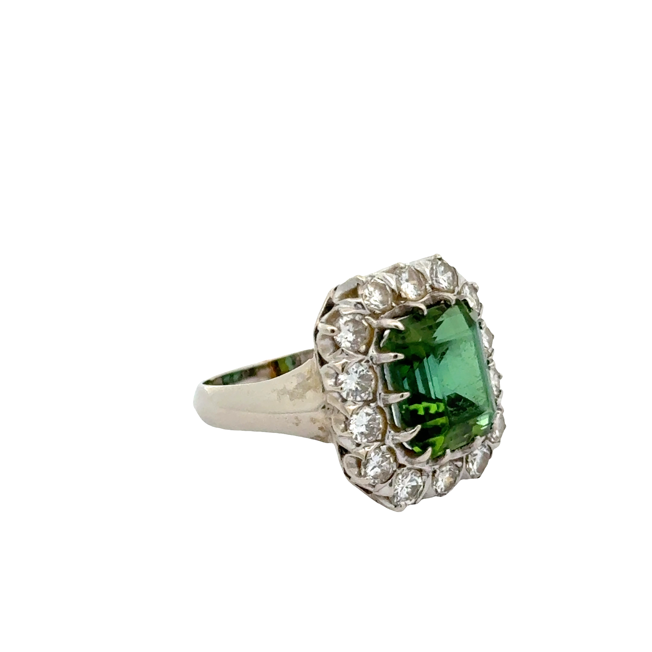 14 KARAT WHITE GOLD TOURMALINE AND DIAMOND COCKTAIL RING