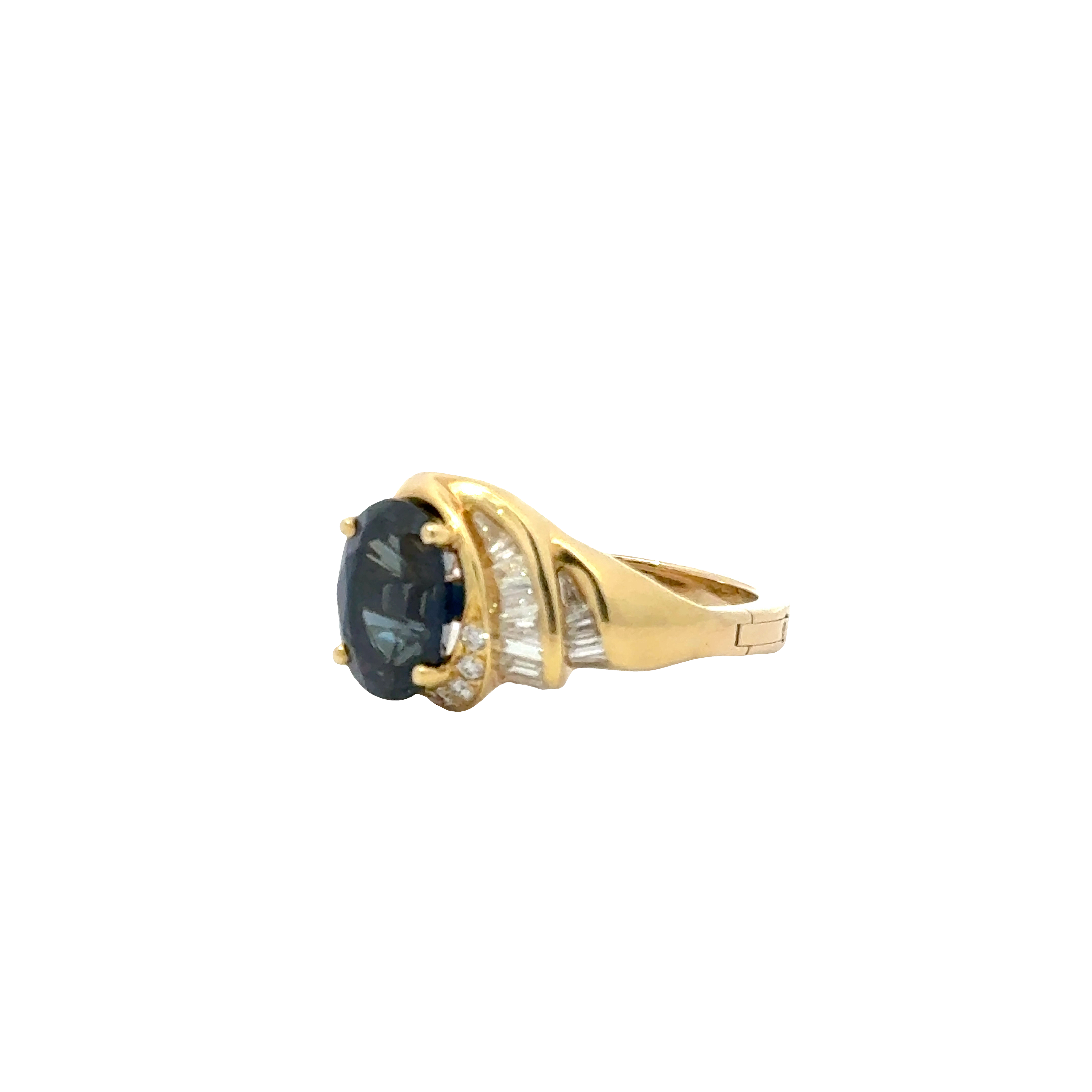 SAPPHIRE AND DIAMOND 18 KARAT GOLD RING