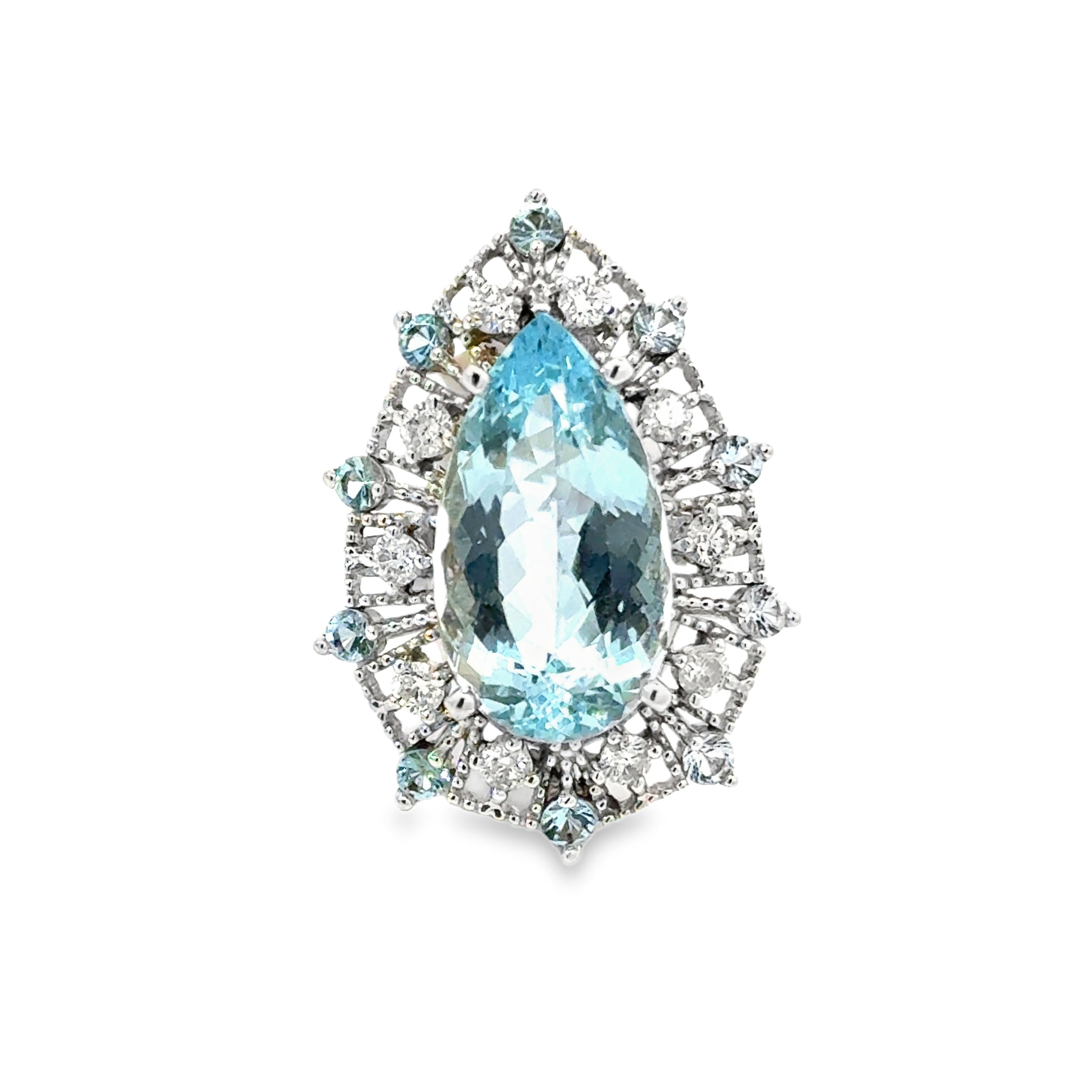 ESTATE 14 KARAT WHITE GOLD AQUAMARINE AND DIAMOND COCKTAIL RING