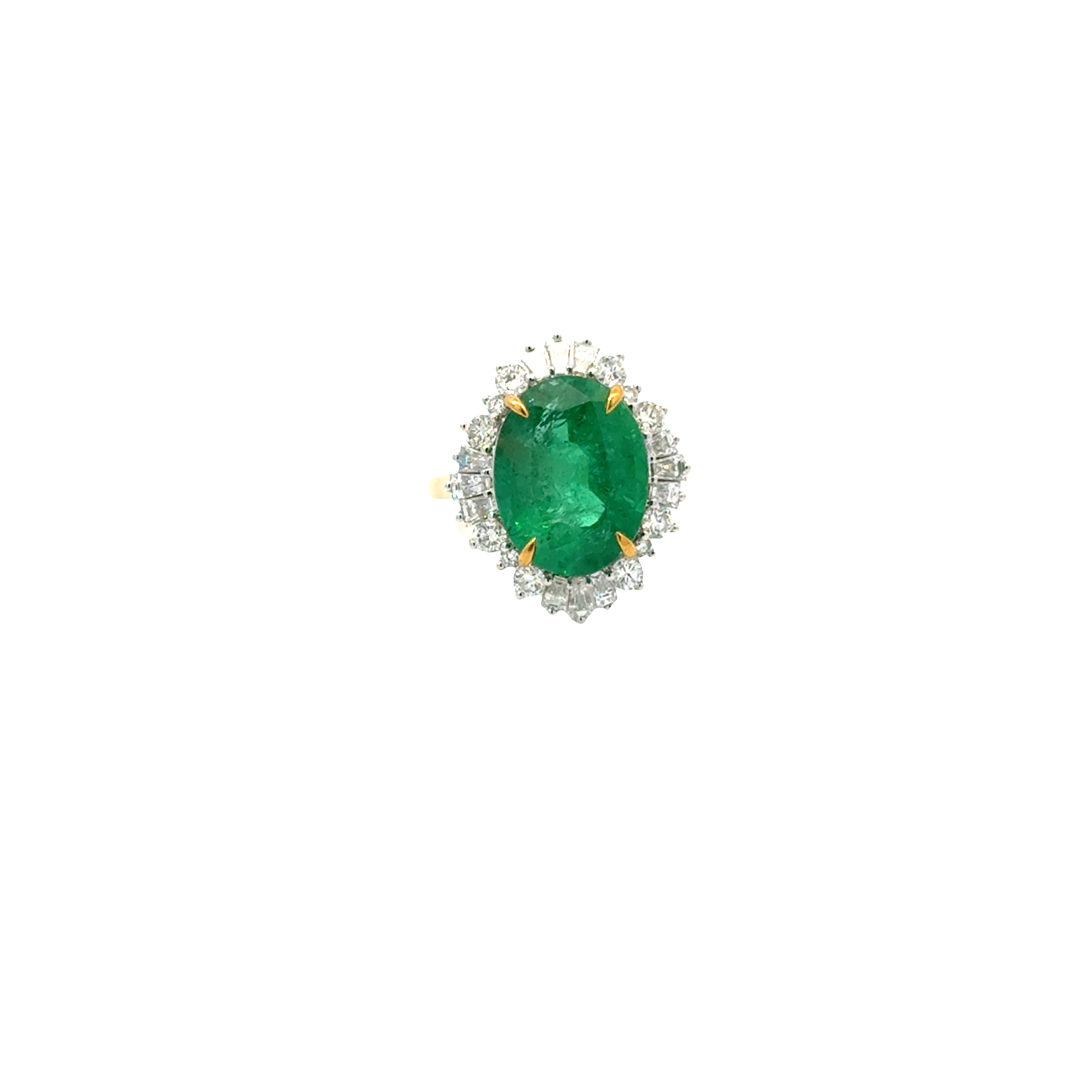 EMERALD OVAL COCKTAIL RING