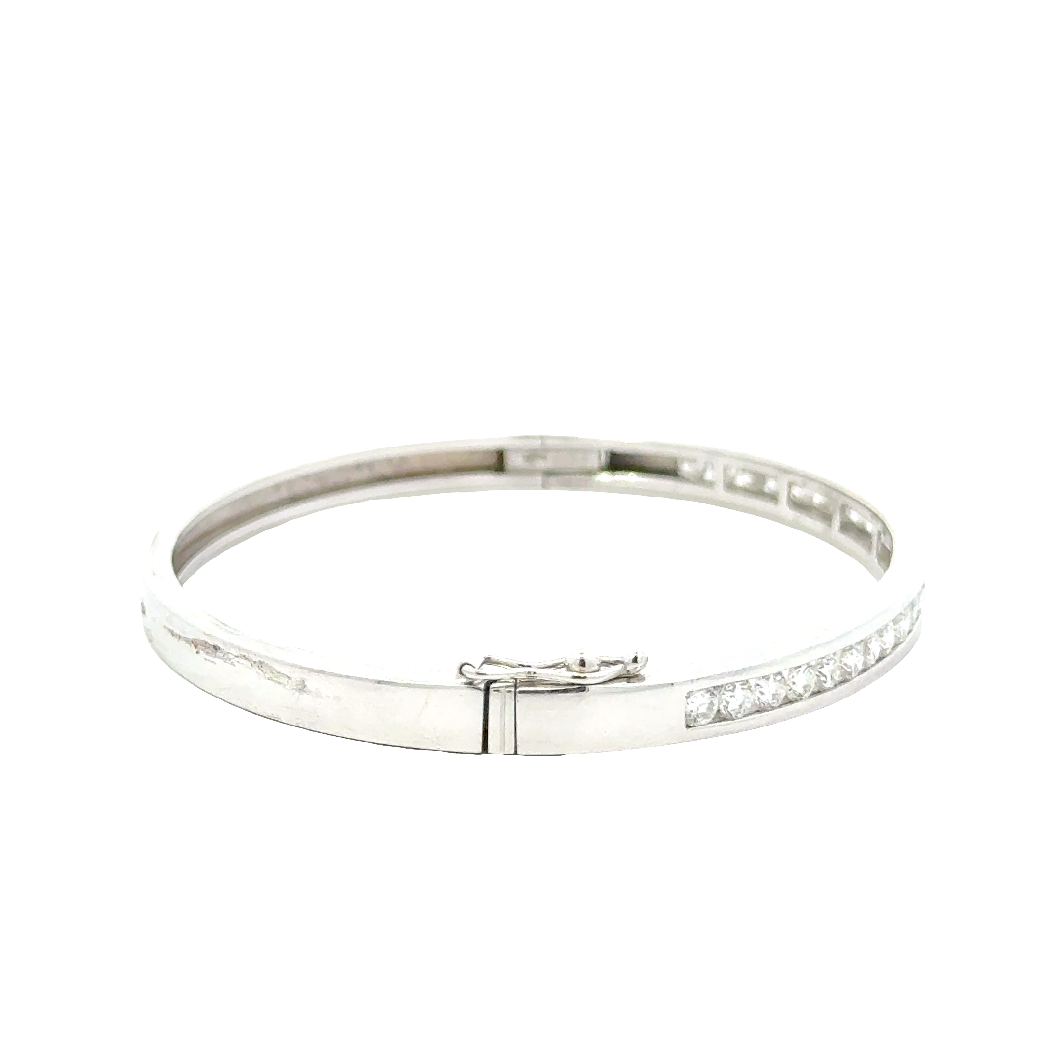 18 KARAT WHITE GOLD DIAMOND BANGLE